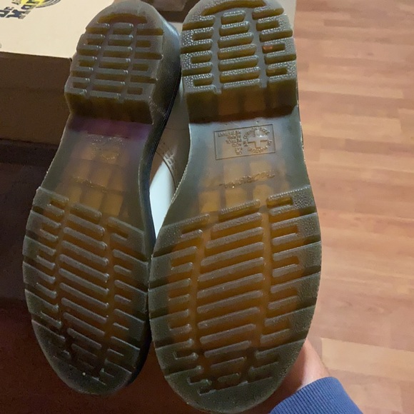 Dr. Martens White 1460 boots size 8 - Picture 5 of 7